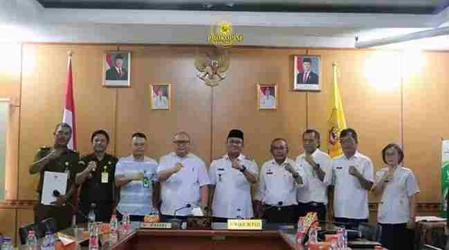 Pemkab Dairi Serahkan Hibah Tanah dan Bangunan Kepada Kejaksaan Negeri Dairi